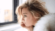 GwenGif-01.gif