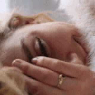 GwenGif-02