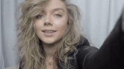 GwenGif-04.gif